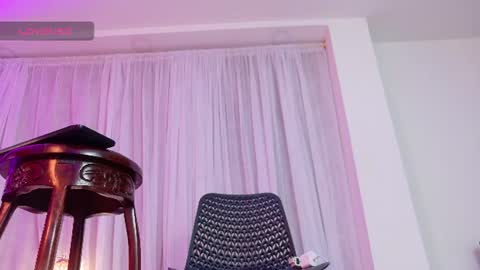 madison_cambell online show from August 1, 9:19 am