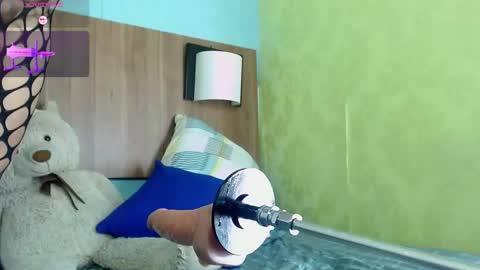 M A D I S O N online show from November 12, 1:17 am