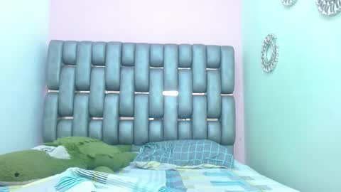 M A D I S O N online show from November 15, 1:58 am