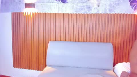 Madi online show from June 18, 12:09 pm