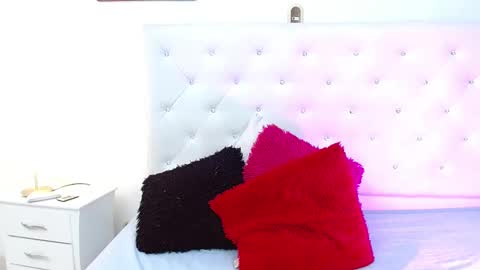 Jenny  online show from March 8, 2:19 pm