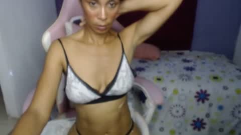 madison_tits online show from July 16, 9:21 pm