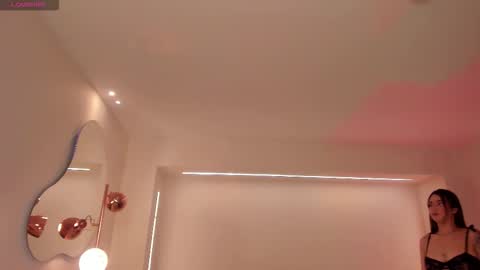 Snapshot of madisoncollinsx chatting on November 26, 11:33 am Maddi Collins online show from November 26, 11:33 am