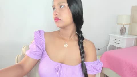 madisongomez16 online show from May 31, 11:39 am
