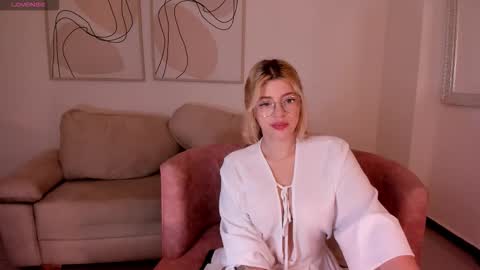 Madison Kane online show from October 27, 11:14 am