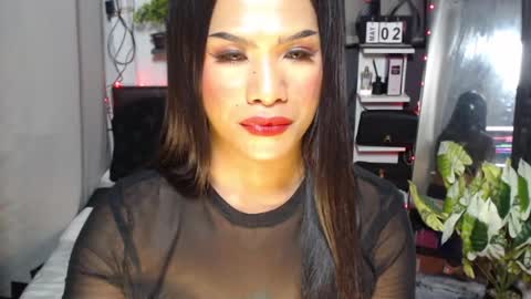 MADISONWILL online show from May 2, 5:18 pm