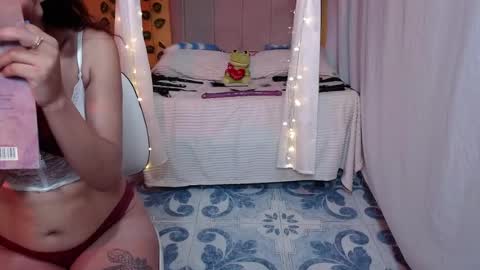 Snapshot of madisson768 chatting on June 4, 1:06 pm madisson768 online show from June 4, 1:06 pm