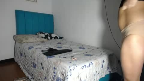 madisson_jones18 online show from June 25, 11:59 am