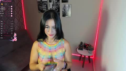 help me reach 5000 followers 3 online show from January 20, 1:07 am