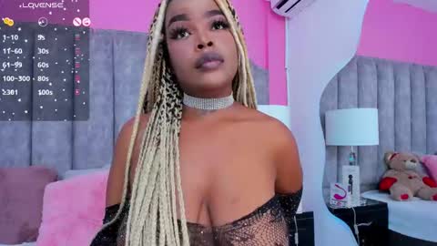 Madisson Lopez online show from January 18, 12:02 am