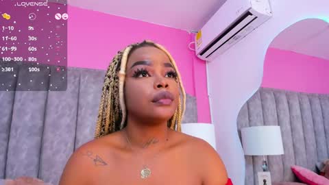 Madisson Lopez online show from January 19, 9:44 am