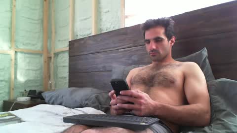 Guigui online show from January 5, 3:45 pm