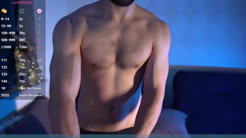 Snapshot of madmaxbad chatting on February 5, 1:33 pm madmaxbad online show from February 5, 1:33 pm