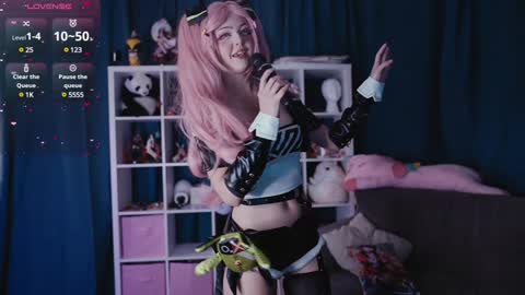 Alice online show from January 28, 3:04 pm