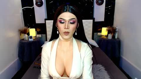 Wil online show from February 12, 2:45 pm