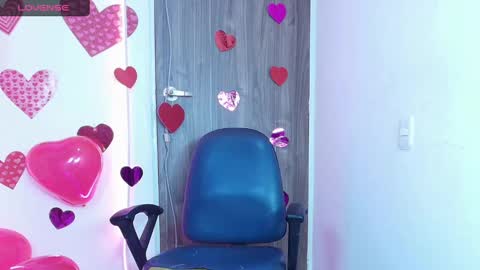 mady  online show from February 15, 3:09 am