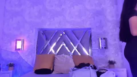 Mady Roa online show from July 2, 3:17 am