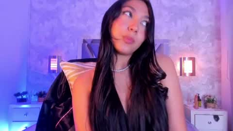 Mady Roa online show from July 11, 2:36 am