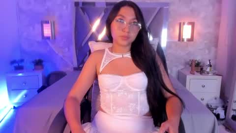 Mady Roa online show from July 15, 12:05 am