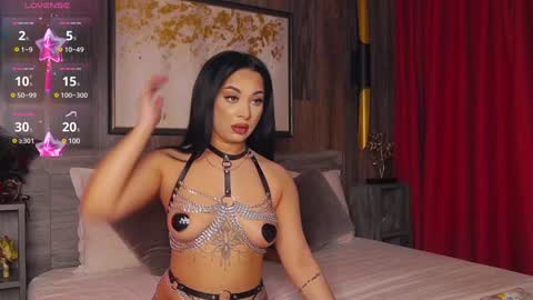 MadyLuxx online show from February 1, 7:55 pm