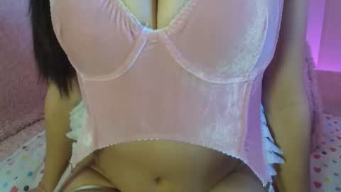 madysson__js_ online show from July 10, 1:36 pm