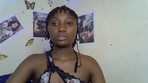 Maee online show from February 6, 3:48 pm