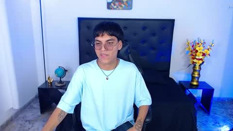 Maik online show from June 8, 8:31 pm