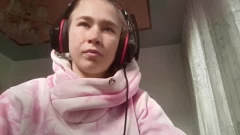 LIYA online show from February 15, 7:49 am