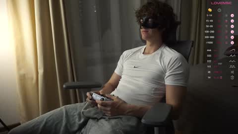 Mike XMaestro 3369 online show from October 28, 7:16 pm