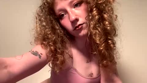 maevebabexo online show from December 22, 3:03 am