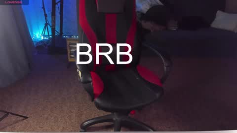 Maevee online show from December 4, 9:07 am