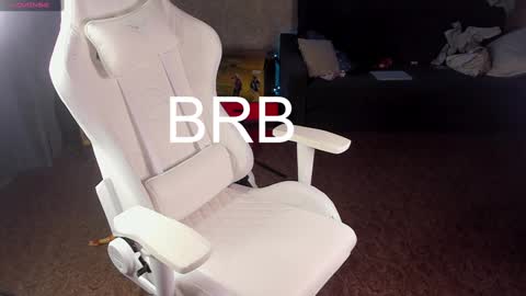 Maevee online show from December 24, 9:06 am