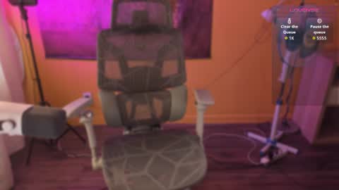 Maevee online show from June 26, 9:57 am
