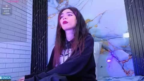 maevekuro online show from October 20, 3:07 am