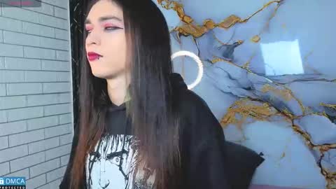 maevekuro online show from January 16, 3:32 am