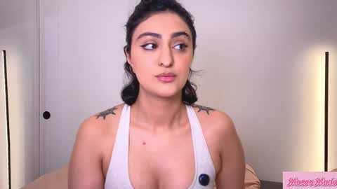 Meaves online show from February 26, 12:15 pm