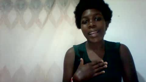 maevre_ online show from February 7, 10:19 am