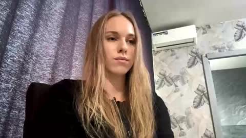 Snapshot of mafaldatefera chatting on March 17, 6:06 am Sara online show from March 17, 6:06 am