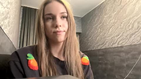 Snapshot of mafaldatefera chatting on April 1, 6:14 am Sara online show from April 1, 6:14 am