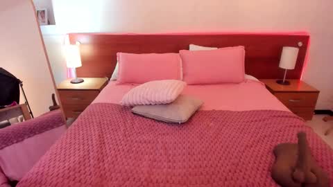 Snapshot of mafe_kailina chatting on March 6, 9:22 pm mafe_kailina online show from March 6, 9:22 pm