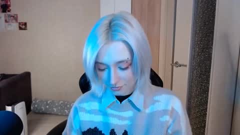 Snapshot of magdajanco chatting on December 2, 2:56 pm Sophia online show from December 2, 2:56 pm