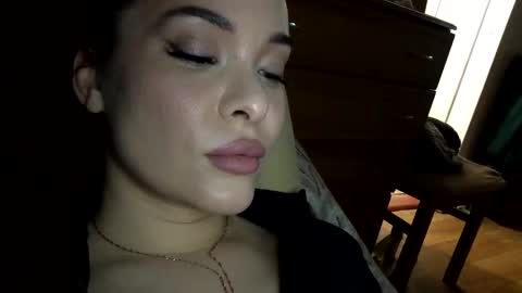 magggg658318 online show from May 9, 3:17 pm