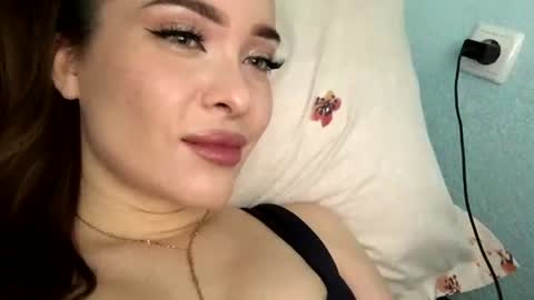 magggg658318 online show from July 6, 1:19 pm