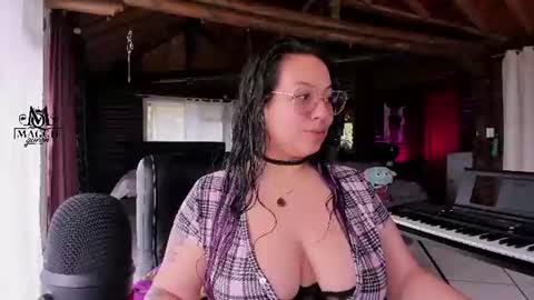 Luna online show from June 8, 3:12 pm