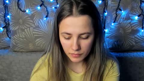 Snapshot of maggiecake chatting on February 15, 7:51 am Maggie online show from February 15, 7:51 am