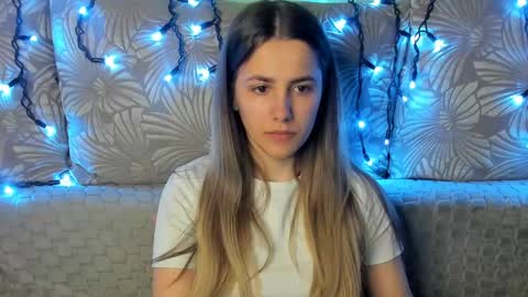 Maggie online show from May 13, 1:14 am