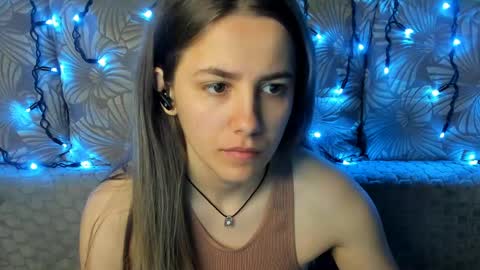 Maggie online show from May 21, 2:07 am