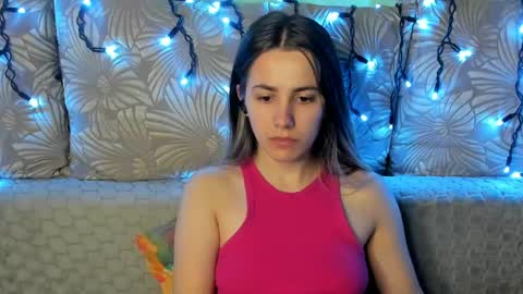 Maggie online show from June 9, 1:28 am