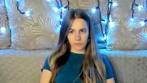 Maggie online show from June 27, 1:21 am