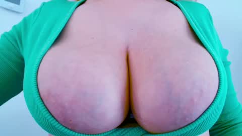 Maggie   online show from November 12, 11:54 am